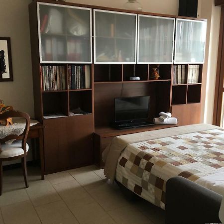 Suite Carpiano Melegnano Εξωτερικό φωτογραφία